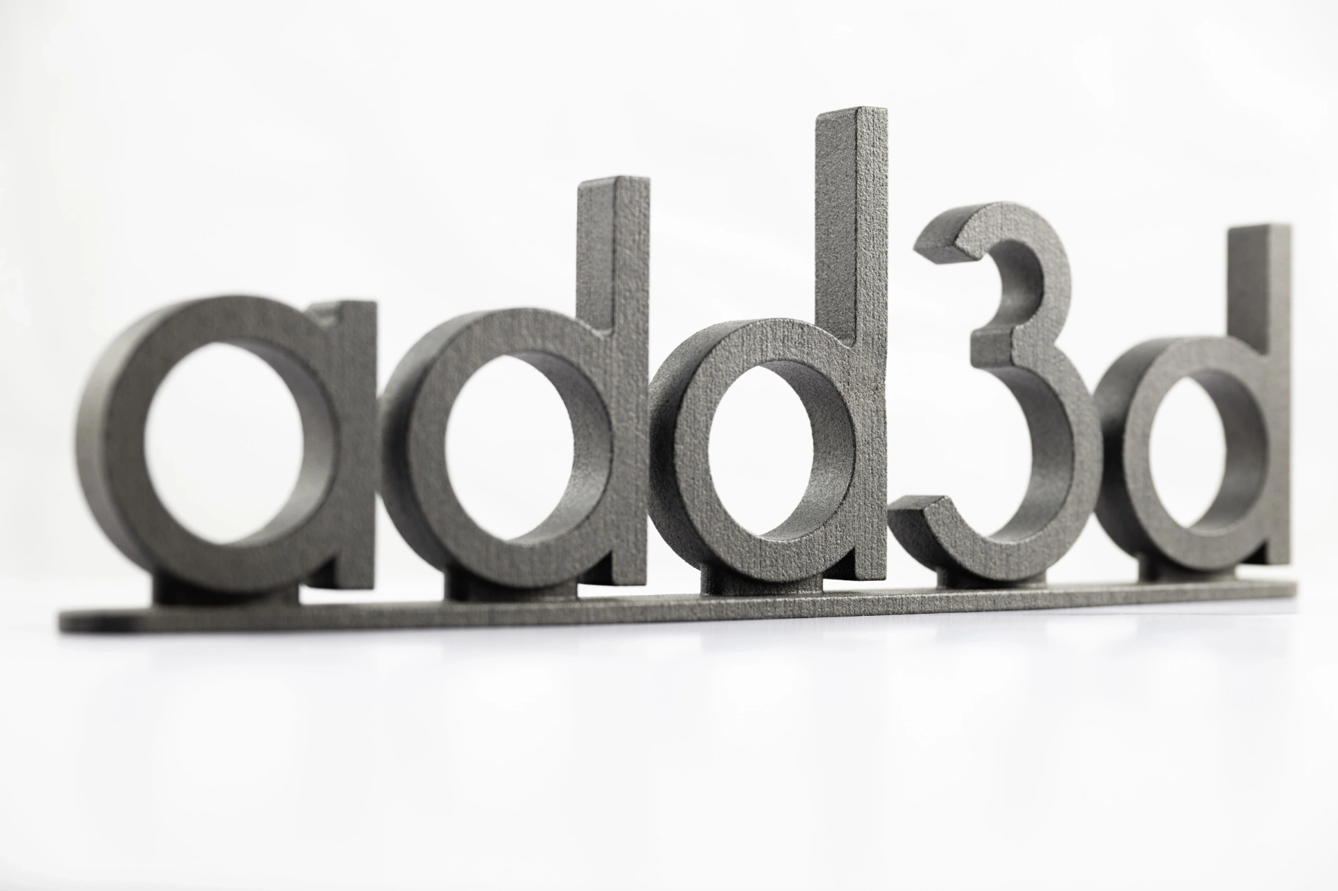 add-3d Schriftzug aus PA12 im SLS-Verfahren gedruckt